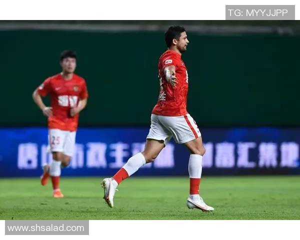 广州排球队在精英赛中以61分稳居积分榜首位